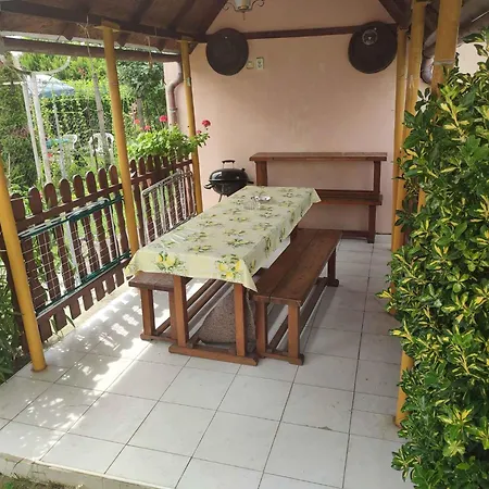 Apartament In Balatonmariafuerdo 19196 *